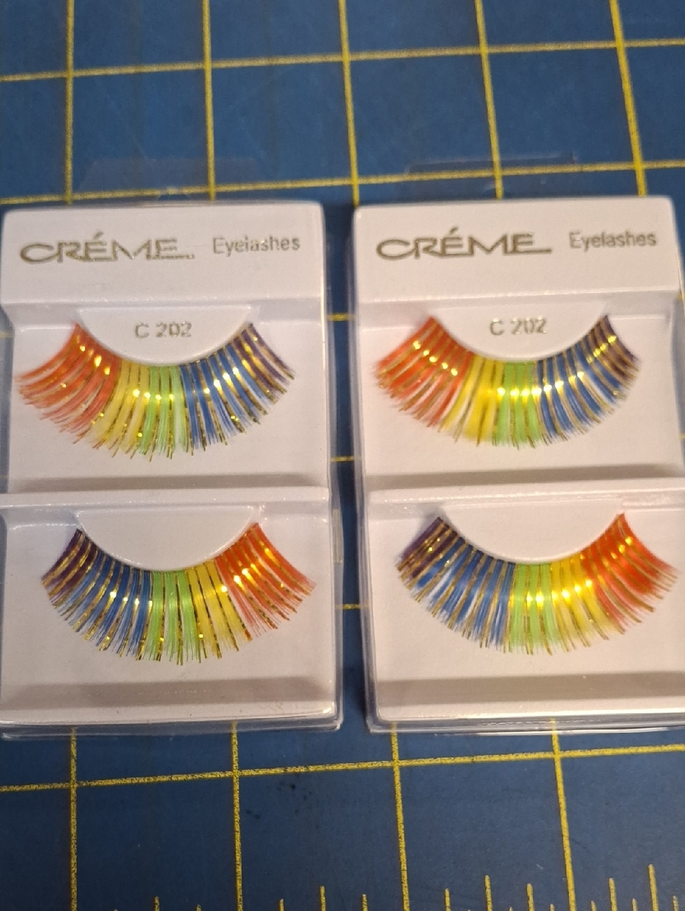 CRÈME Rainbow Multicolor Strip Eyelashes - 2 Pairs